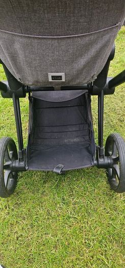 Cybex Priam pushchair x2 car seats base and bassinet