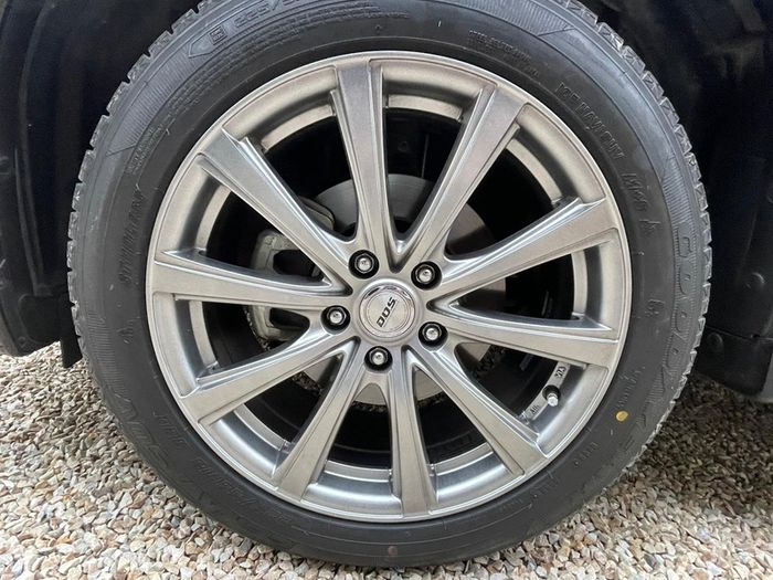18" Alloy wheels (4) Mitsubishi Outlander Phev