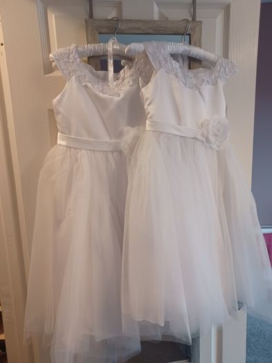 2 flower girl dresses ages 8/9 10/11
