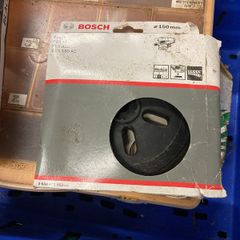 Sanding pad / disc replacement Bosch