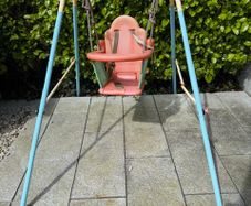 Kids Outdoor Swing