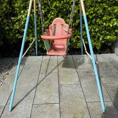 Kids Outdoor Swing