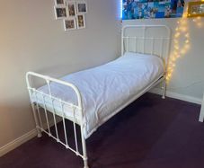 Single 3ft wrought iron bed