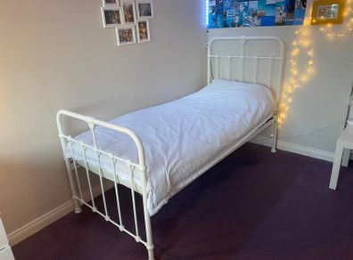 Single 3ft wrought iron bed