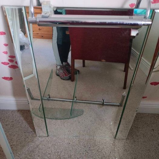 Bathroom mirror