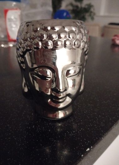 Buddha tealight  holder