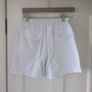 Ladies shorts Image 3