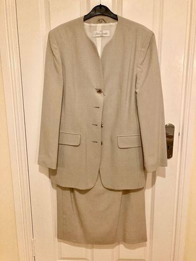 Nana Nanetti Suit