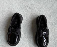 Girls shoes black patent M&S size 9.5