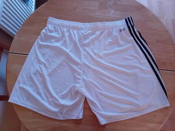 Man Utd Shorts White Bnib Xxl