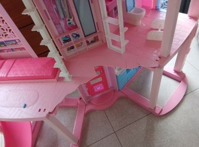 Barbie Dream House
