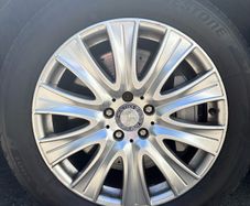 4 x Mercedes 18" alloy wheels with tyres