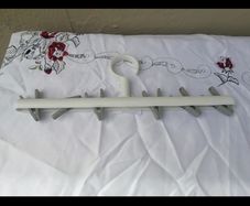 Hat hanger storage