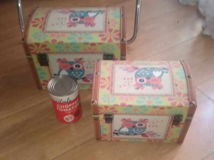 Storage boxes