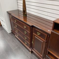 sideboard