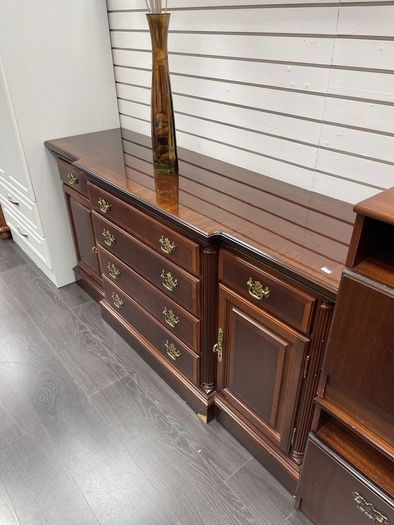 sideboard