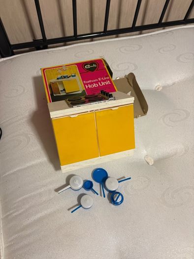 Sindy Dolls Furniture