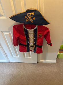 Pirate and police dress up