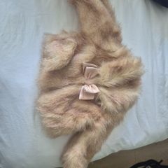 gap girls fur coat. Lovely new and unworn but without tags. Age 12 - 18 mths
