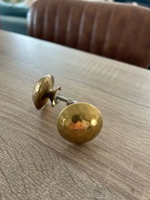 Gold hammered knobs x12