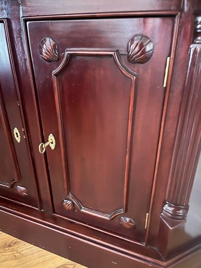 Beautiful Mahogany Glass Cabinet