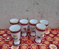 6 porcelain of paris cups postage possible