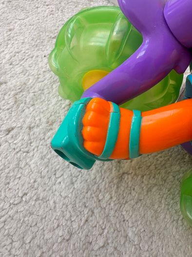 Sesame Street Ernie 2001 Splashin Trike Water Tub Tricycle Duck Part of the rope doesn't pull back completely Used Please see photos
