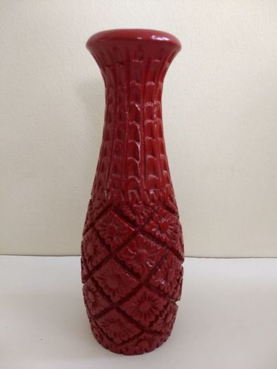 Amazingly Detailed Hand-Carved and Painted Wooden Bottle-Shaped Vase in Red - A Real Unusual Item, Carving reminiscent of a Pineapple!