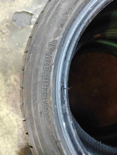 tyres 235/45 17