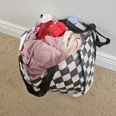 Maternity clothes