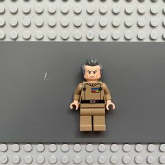 lego star wars sw0741 Grand Moff Wilhuff Tarkin minifigure- Dark Tan Uniform