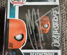 Funko Pop! MANU BENNETT as Deathstroke ARROW #210 Autographed Signed