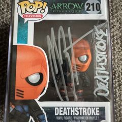 Funko Pop! MANU BENNETT as Deathstroke ARROW #210 Autographed Signed