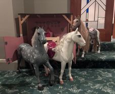 Our Generation Equestrian Collection Stable & 3 horses