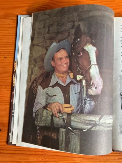 Cowboy annual: 'Gene Autry' stories number 4 / 1957