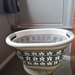 laundry basket