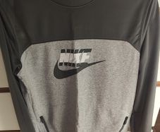 Nike boys jumper