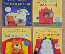 Set of 4 Usborne Phonics Readers books