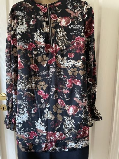 Easy Wear Floral Top (Size 10)