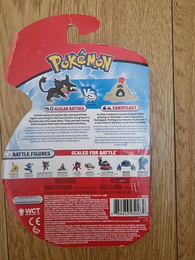 Pokemon 2 Inch Battle Action Figure Pack includes  Alolan Rattata and Sandygast