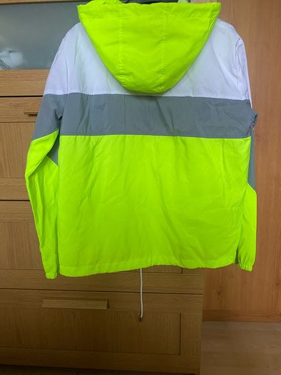 womans light jacket