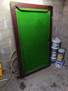 pool/snooker table