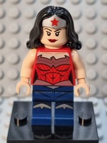 Lego Minifigure Wonder Woman