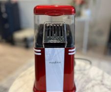 Popcorn maker