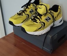 New Balance runners size 6