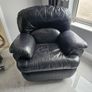 Leather Suite Image 3