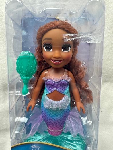 The Little Mermaid Petite Ariel Doll with Comb about 19cm new Damaged box Please look at the pictures