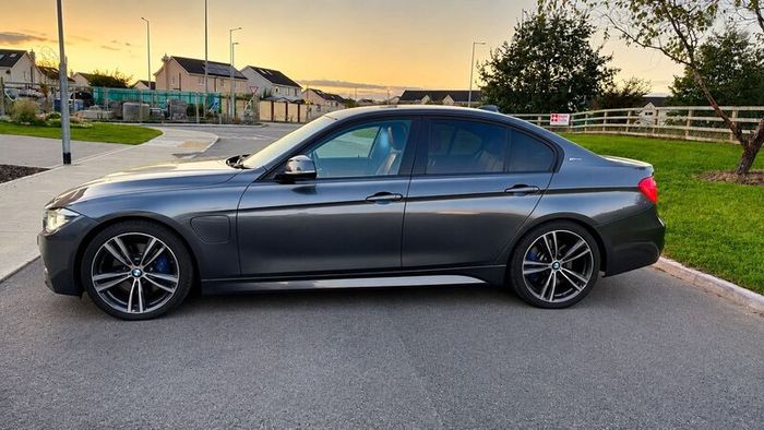 BMW 330e M Sport Plug-in Hybrid  2016