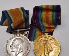 Pair of WWI British War and Victory Medals - Pte. G. H. Jackson RAF