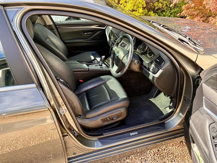 Bmw 520d Se Touring 2013 (132)